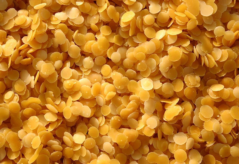 Premium UK Yellow Bulk Beeswax in Pellets - 25 kg