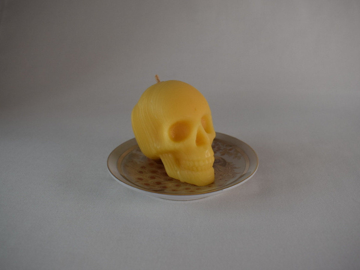 Pure beeswax Halloween skull candle