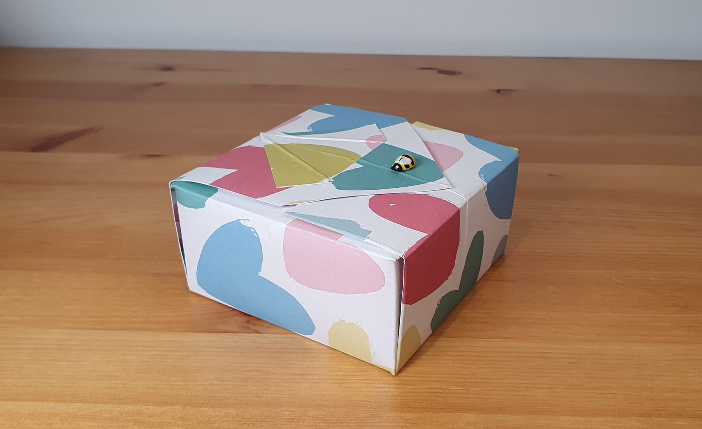 FREE DELIVERY-Pure local beeswax candles in Origami gift box
