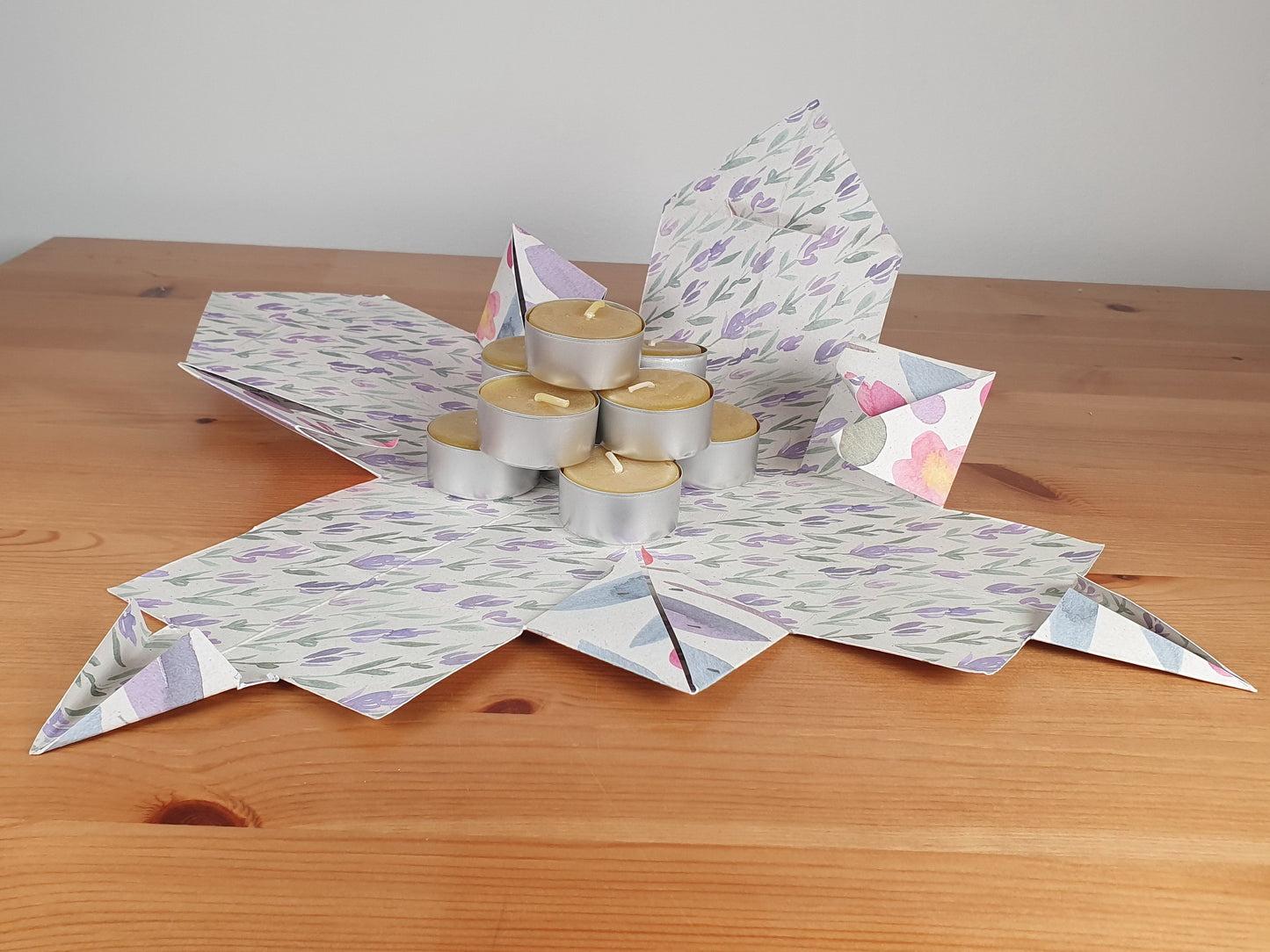 FREE DELIVERY-Pure local beeswax candles in Origami gift box